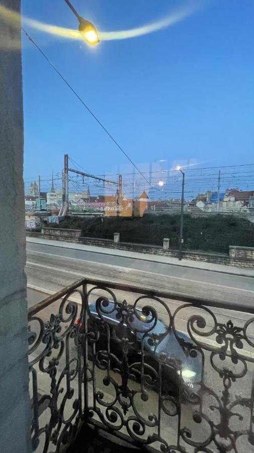 Ferienwohnung Arquebuse Proche Gare Dijon Exterior foto